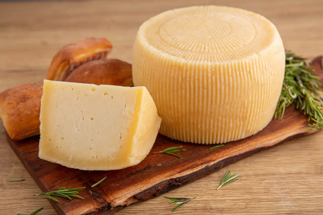Tredici modi creativi per riutilizzare i vasetti vuoti del parmigiano Immagine selezionata