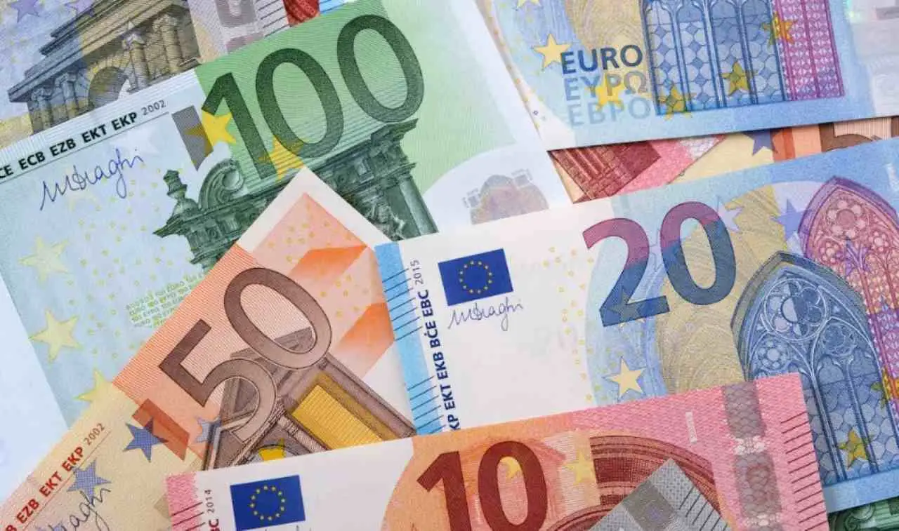 Addio ai contanti dal 2025 arriva il sistema che cambierà il modo di pagare Immagine selezionata