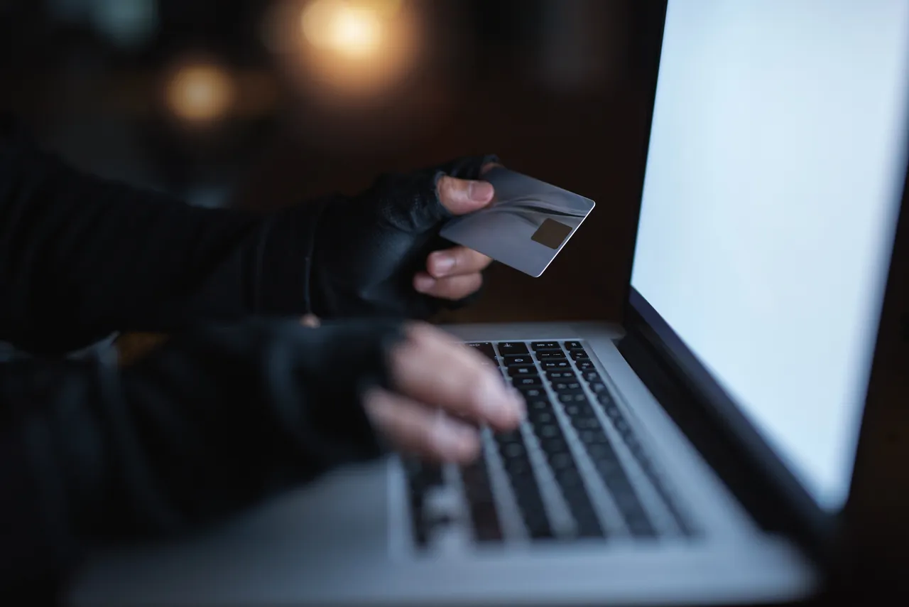 Allarme truffe online account Uber venduti su Facebook crescono i rischi per gli utenti Immagine selezionata