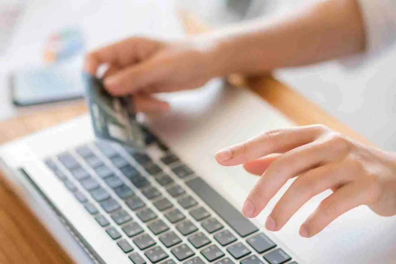 Come ottenere profitti utilizzando Subito e Facebook Marketplace Come ottenere profitti utilizzando Subito e Facebook Marketplace
