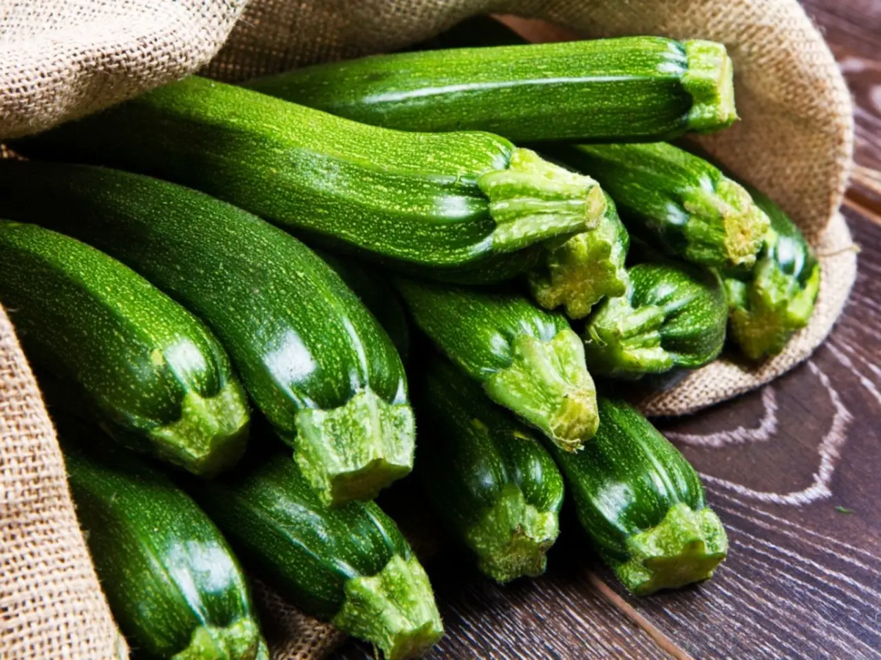 Coltivare zucchine anche in spazi ridotti: ecco come Coltivare zucchine anche in spazi ridotti: ecco come
